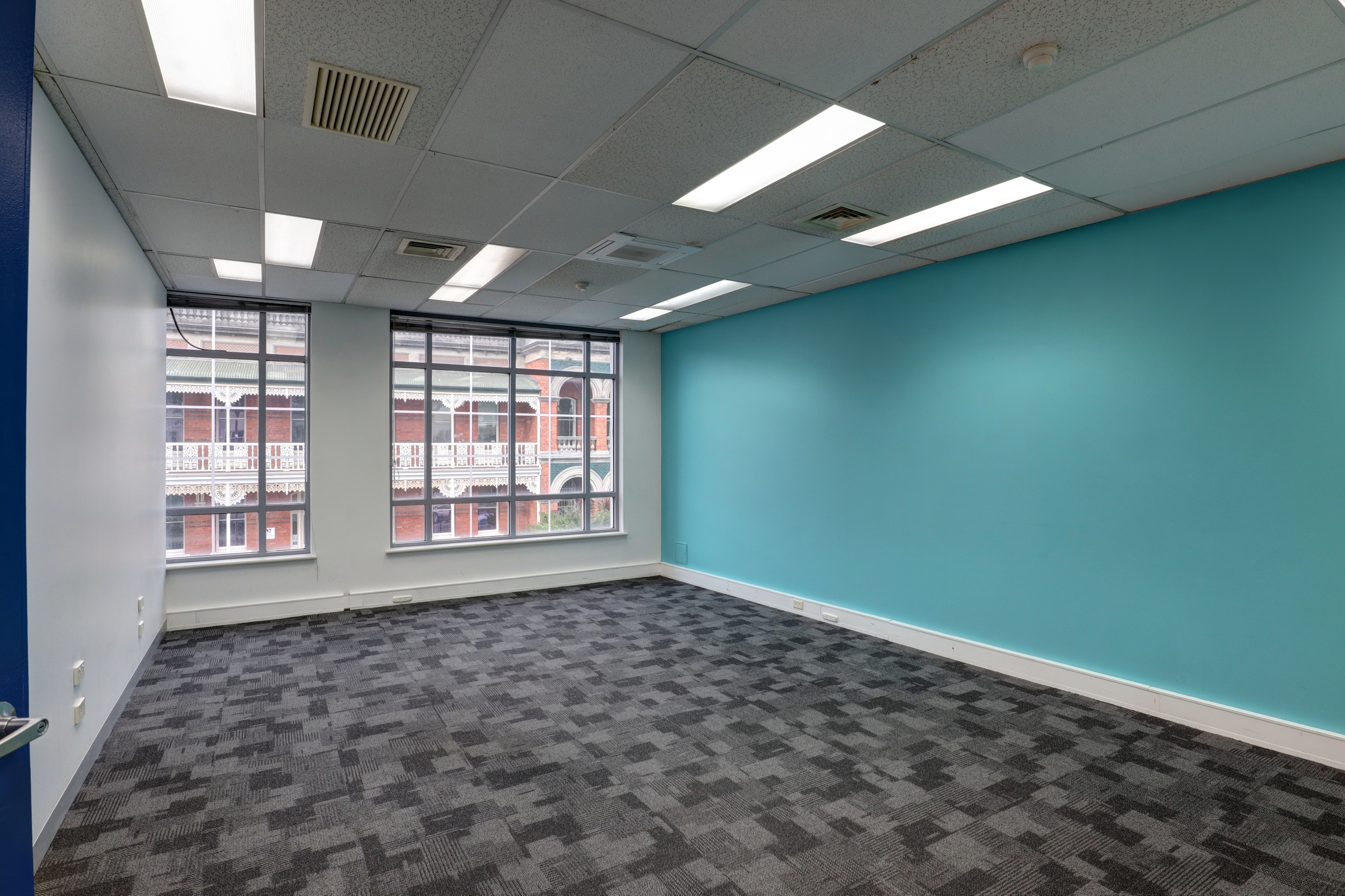 Level 1 / 102-104 Cameron Street, Launceston