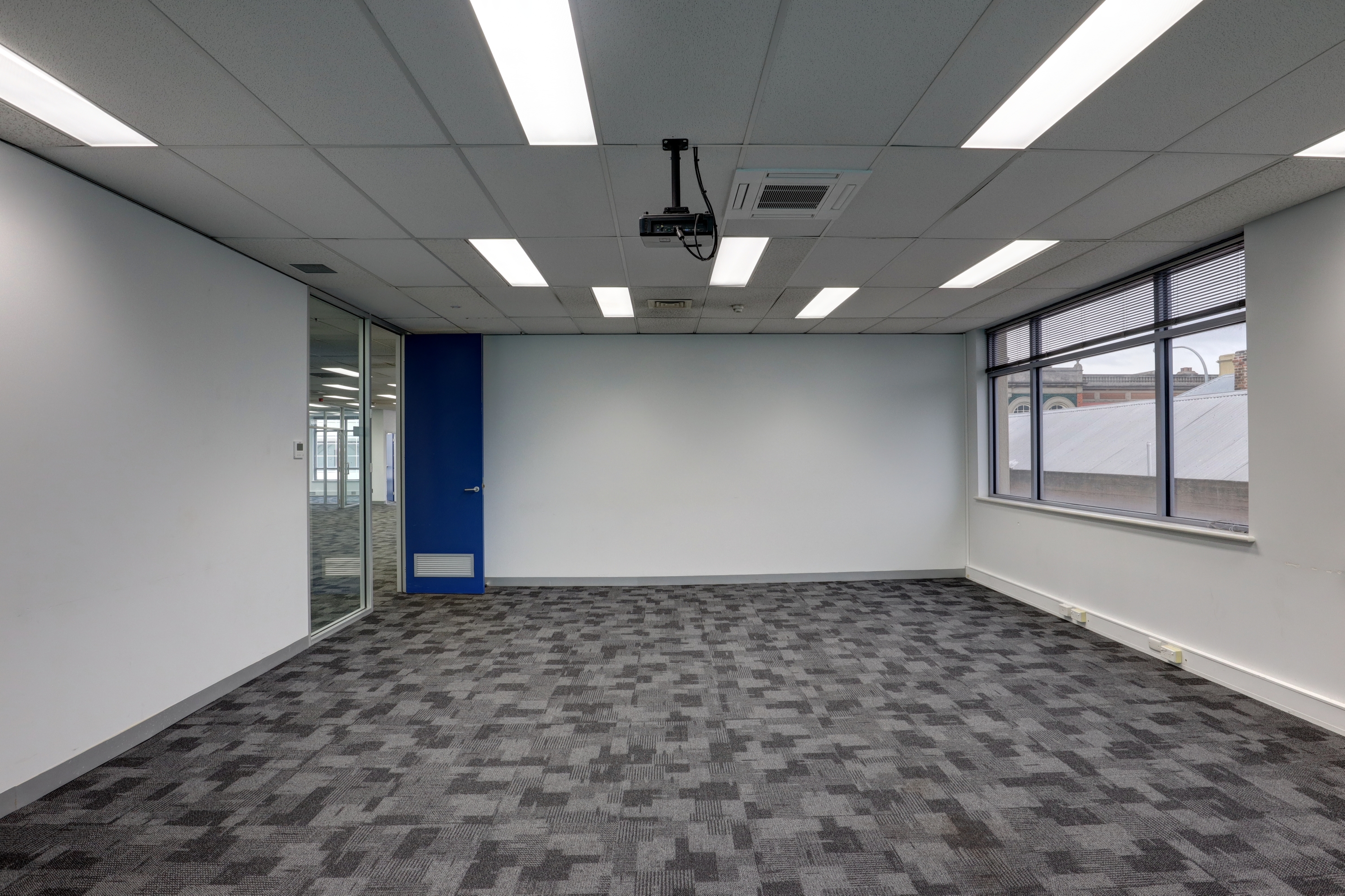 Level 1 / 102-104 Cameron Street, Launceston