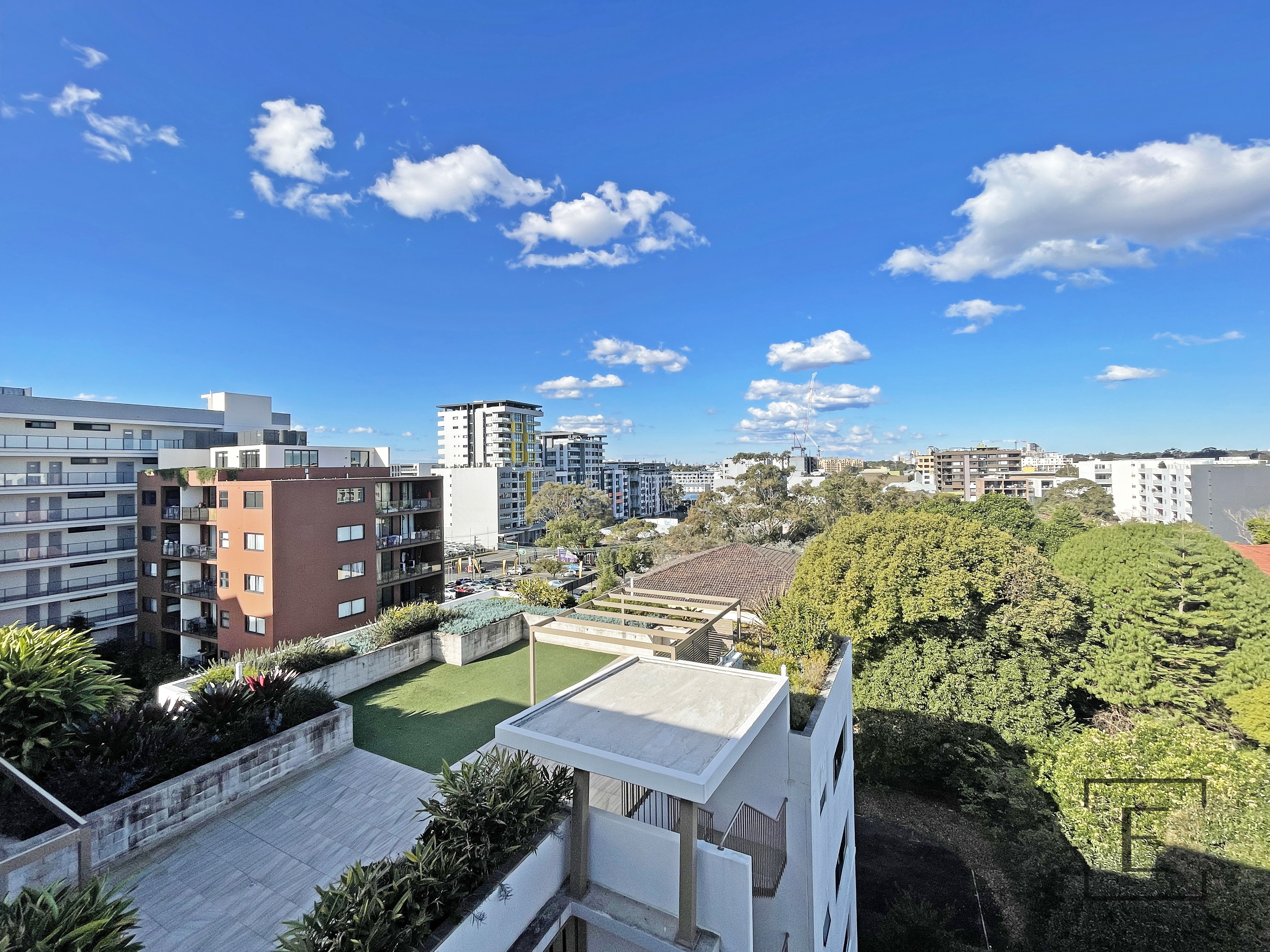 807 / 4 Smallwood Avenue, Homebush