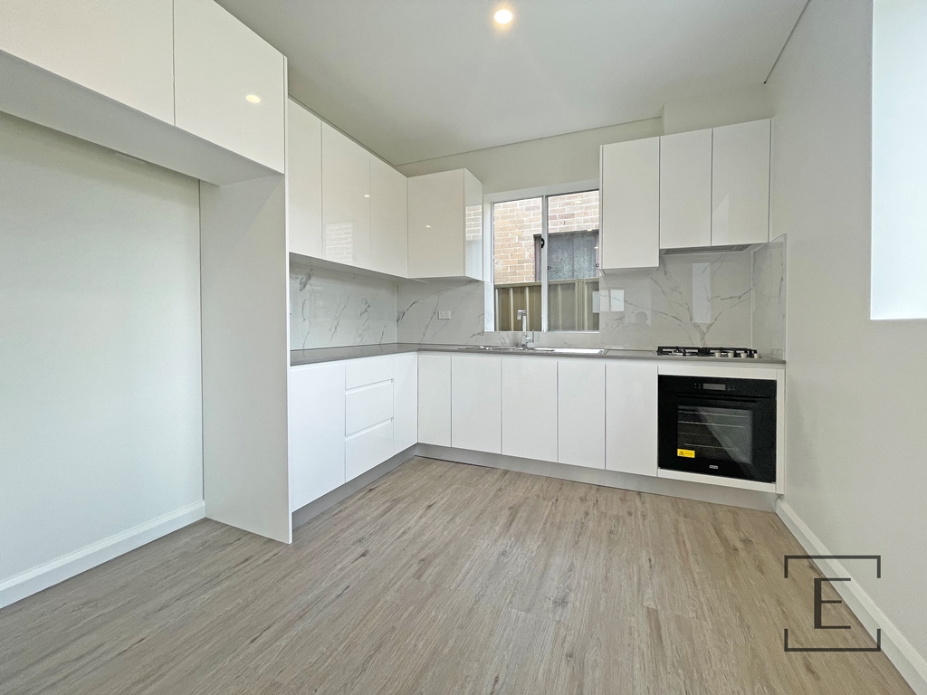 14 Phillips Avenue, Canterbury