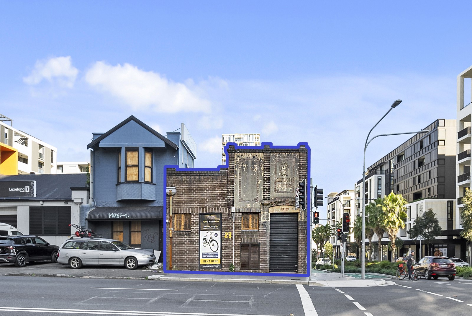23 Lachlan Street