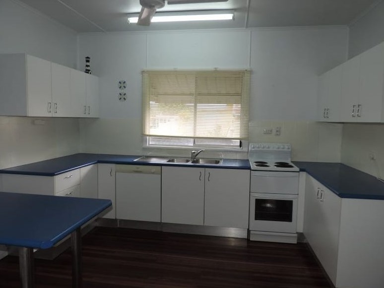 13 Pine Street, Torquay