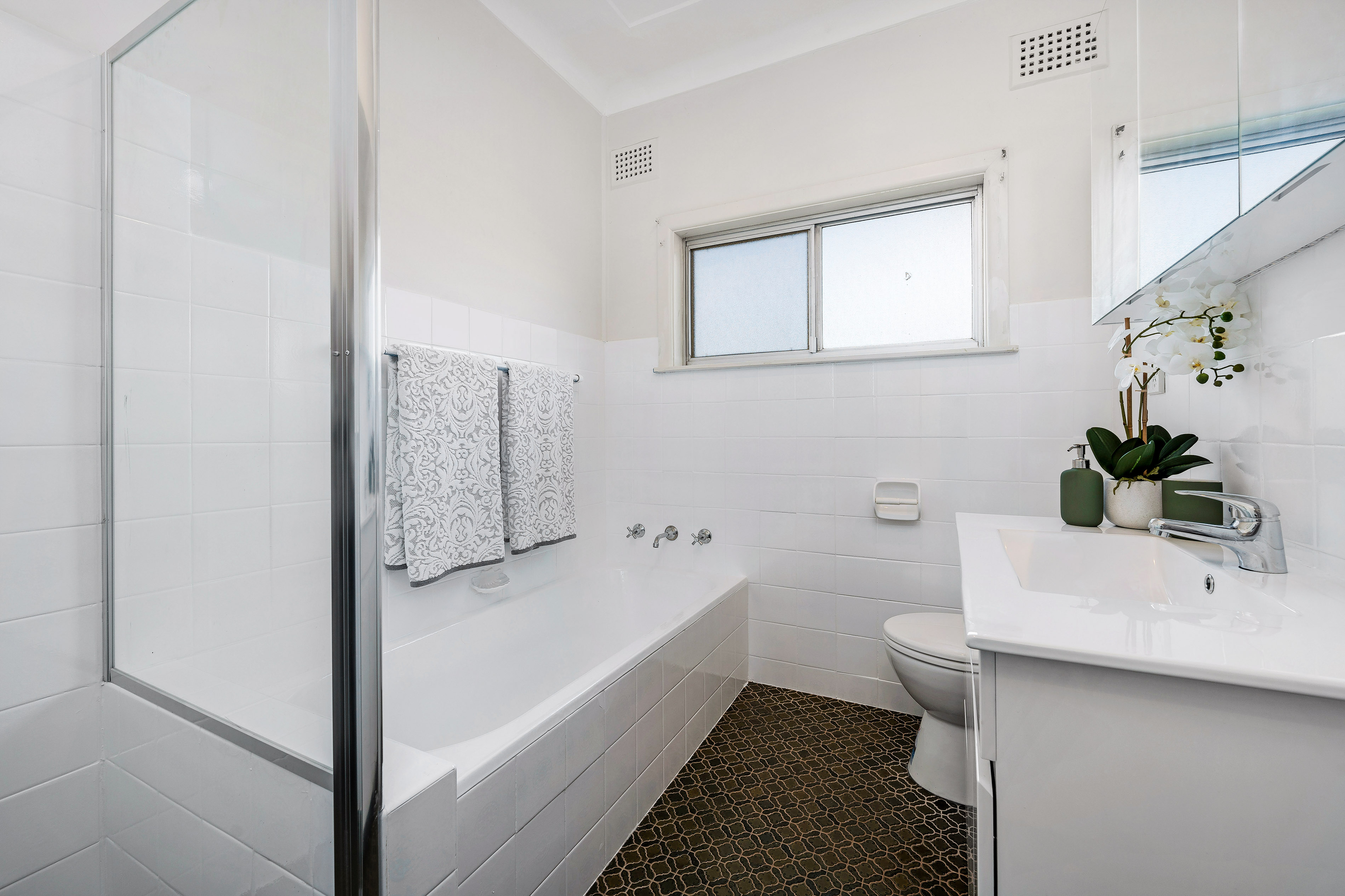 6 Rita Street, Narwee