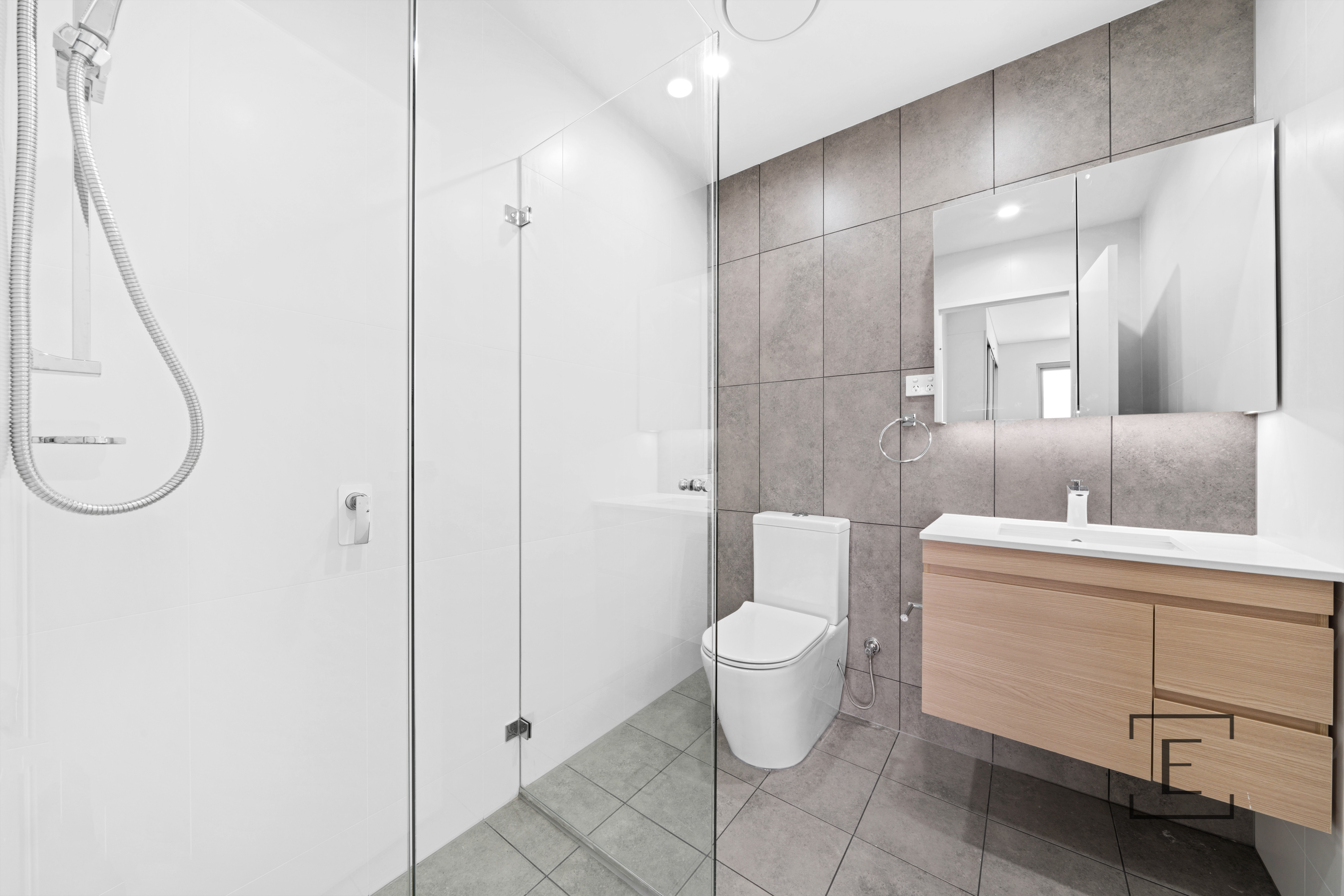 302 / 22 Courallie Avenue, Homebush West