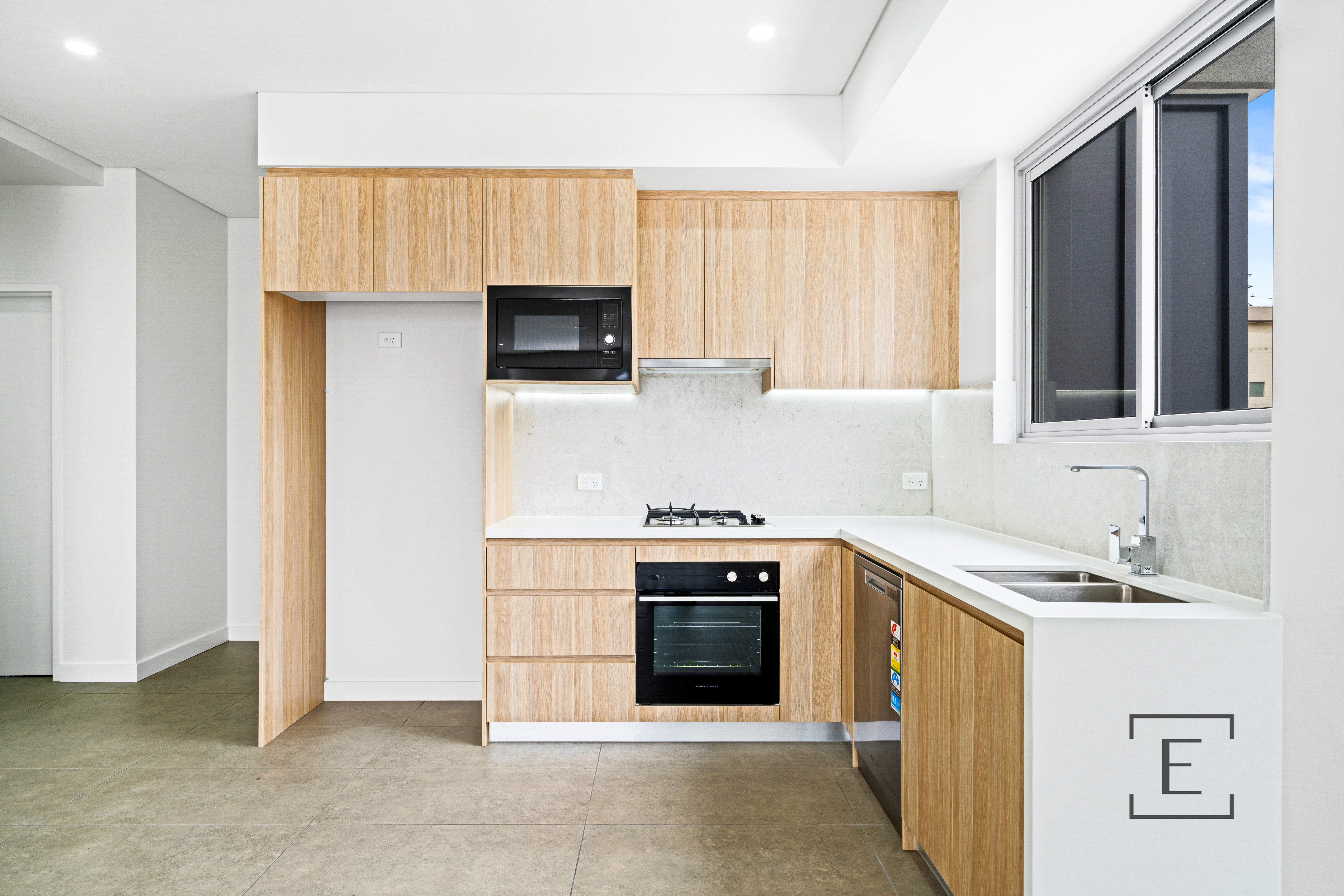 303 / 22 Courallie Avenue, Homebush West