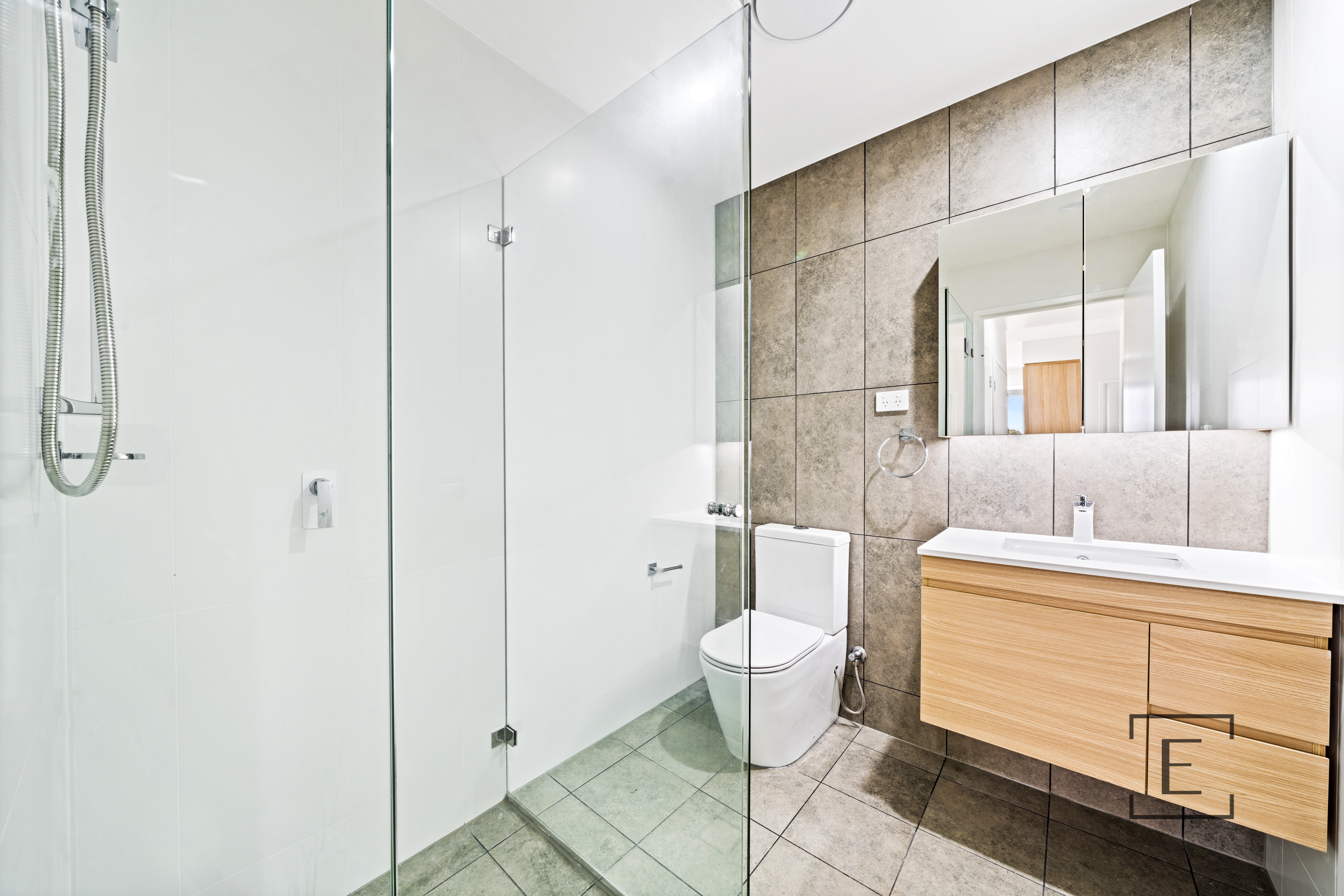 303 / 22 Courallie Avenue, Homebush West