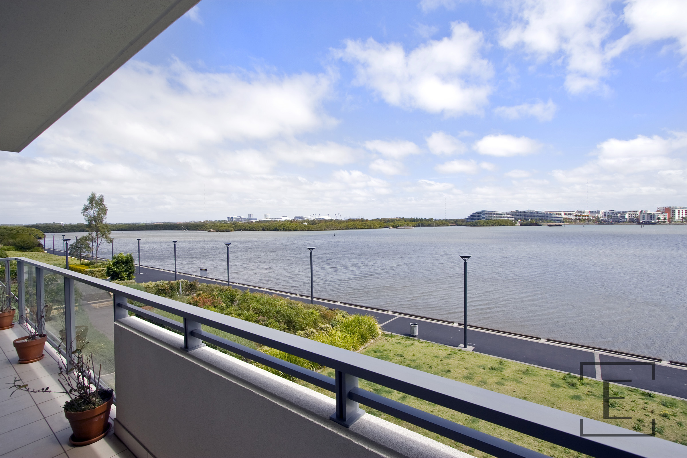 202 / 17 Jean Wailes Avenue, Rhodes