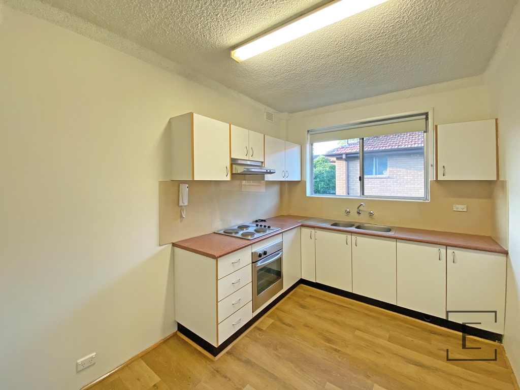 10 / 39 Henley Road, Homebush West