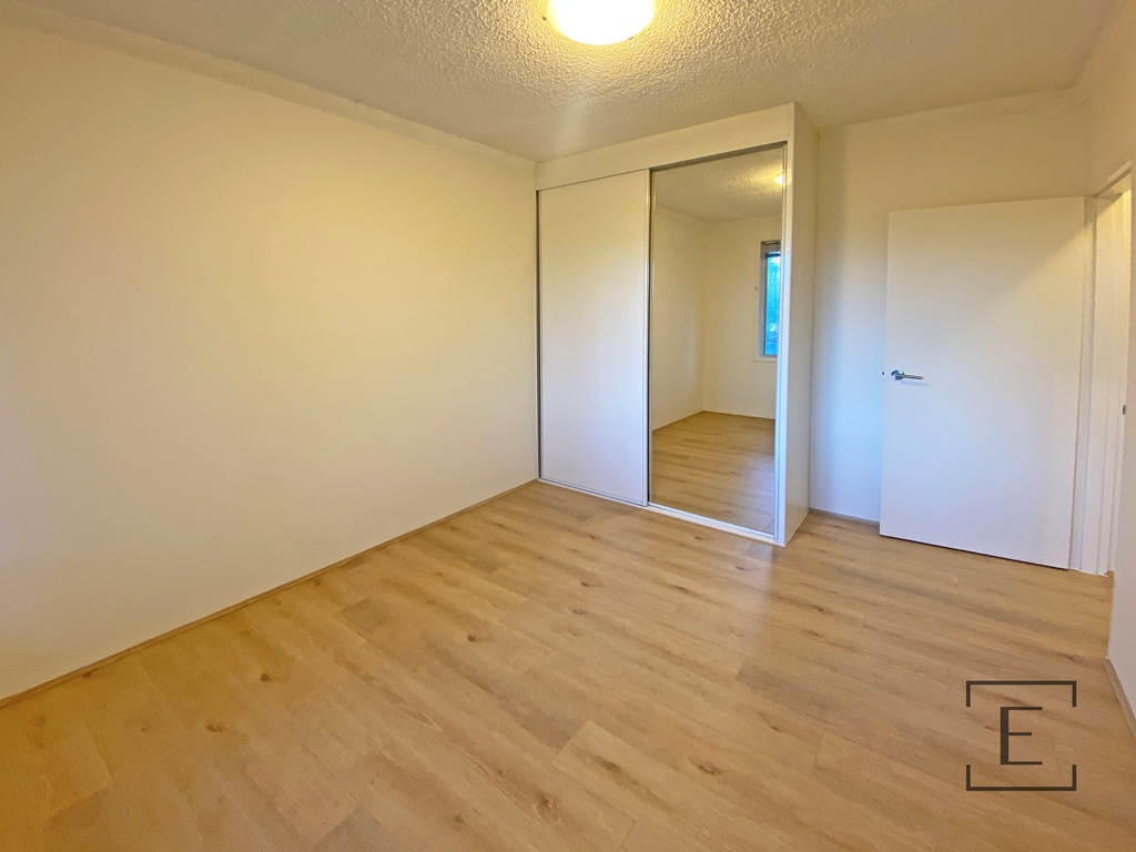 10 / 39 Henley Road, Homebush West