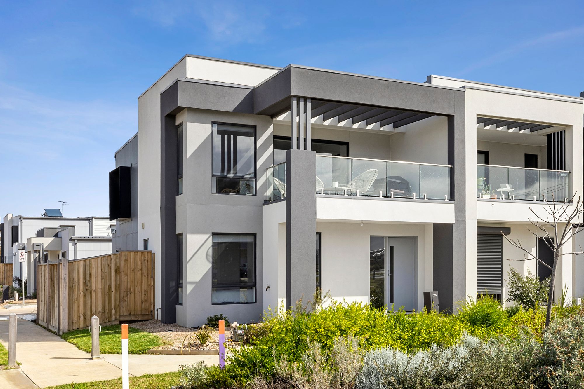 Listing image for 25 Hillsborough Walk, CHARLEMONT  VIC  3217