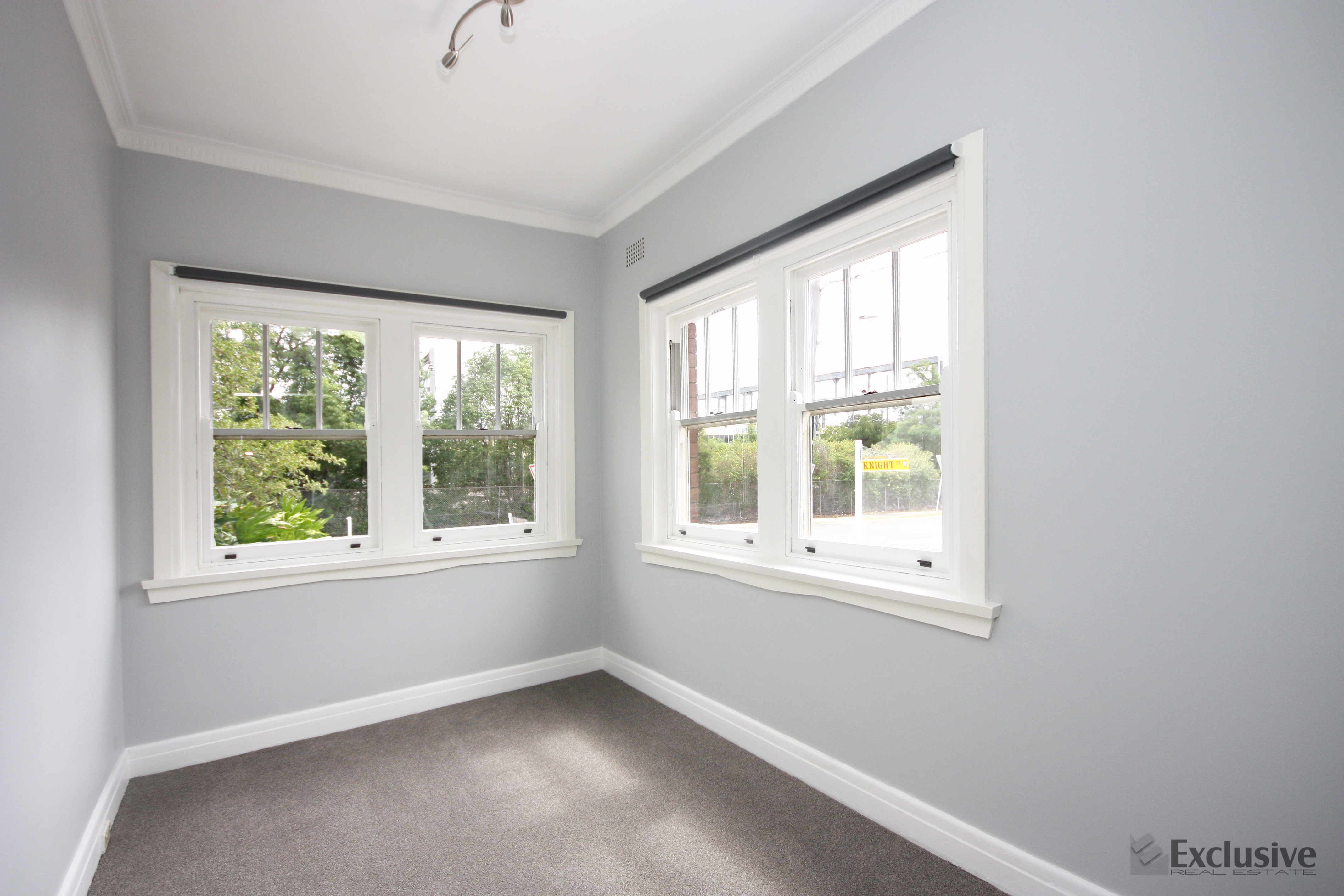 5 / 8 Loftus Crescent, Homebush