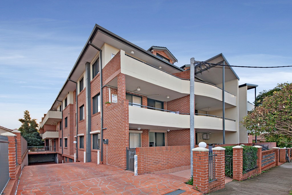 3 / 11-13 Crane Street, Homebush