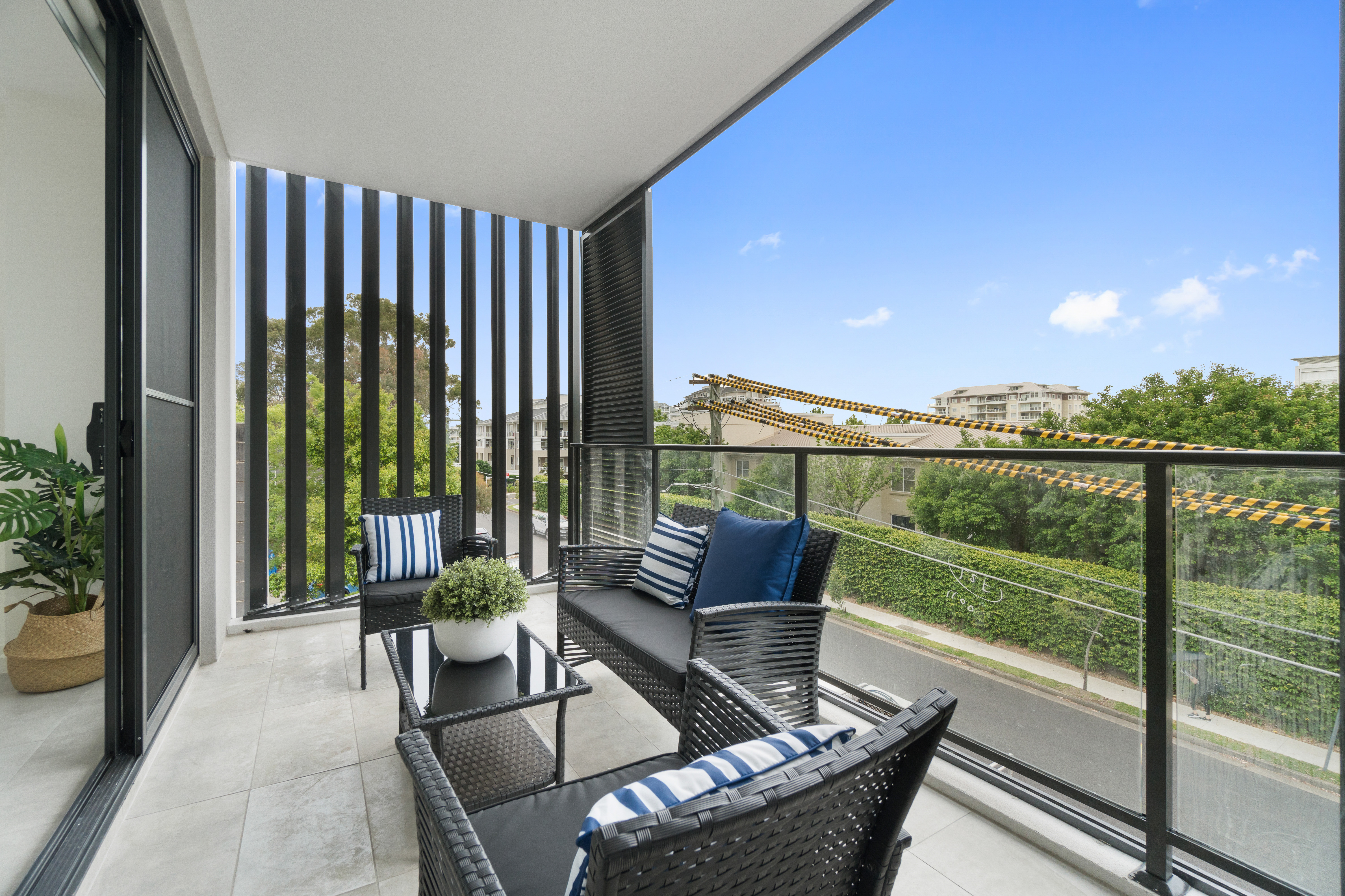 9 / 36 Tennyson Road, Mortlake