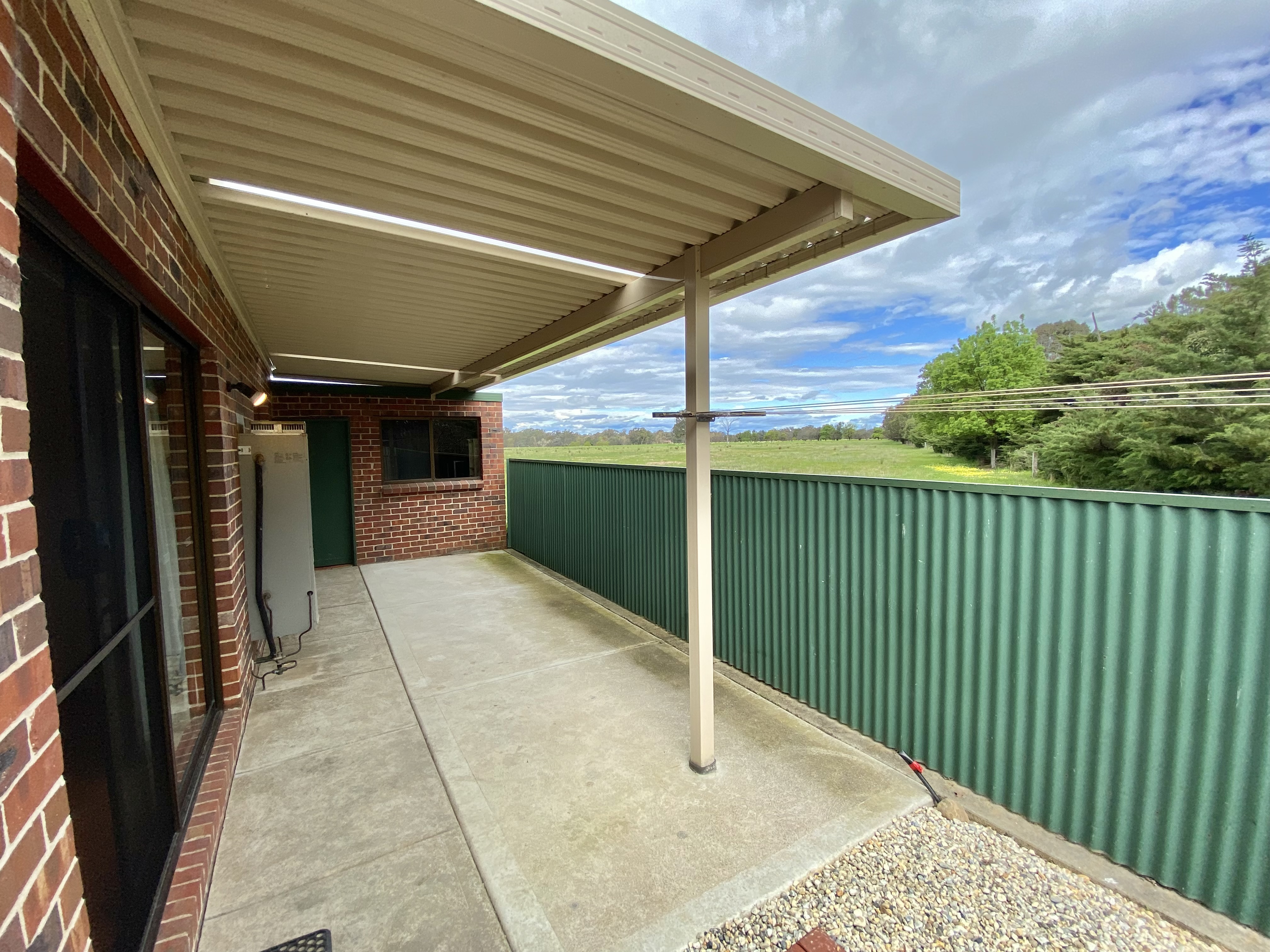 1 / 2 Pelican Court, Wangaratta