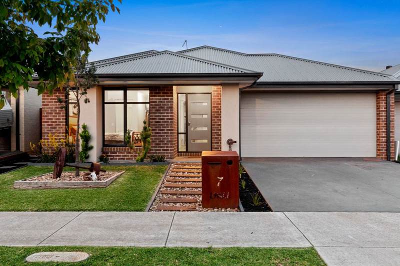 Listing image for 7 Lyall Street, ARMSTRONG CREEK  VIC  3217
