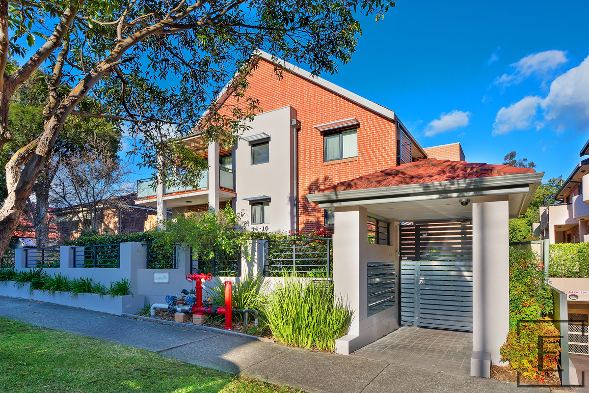 18 / 14-16 Eastbourne Road, Homebush West