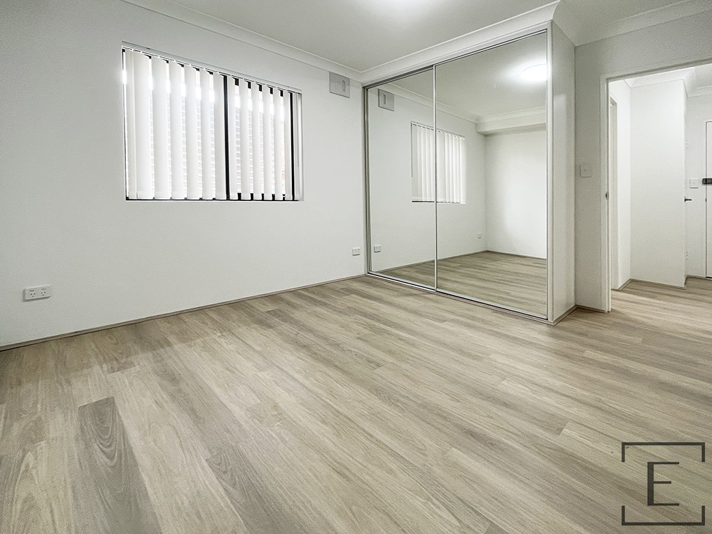 18 / 14-16 Eastbourne Road, Homebush West