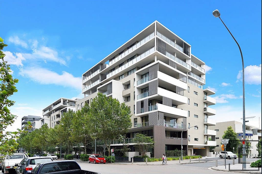 605 / 80 Rider Boulevard, Rhodes