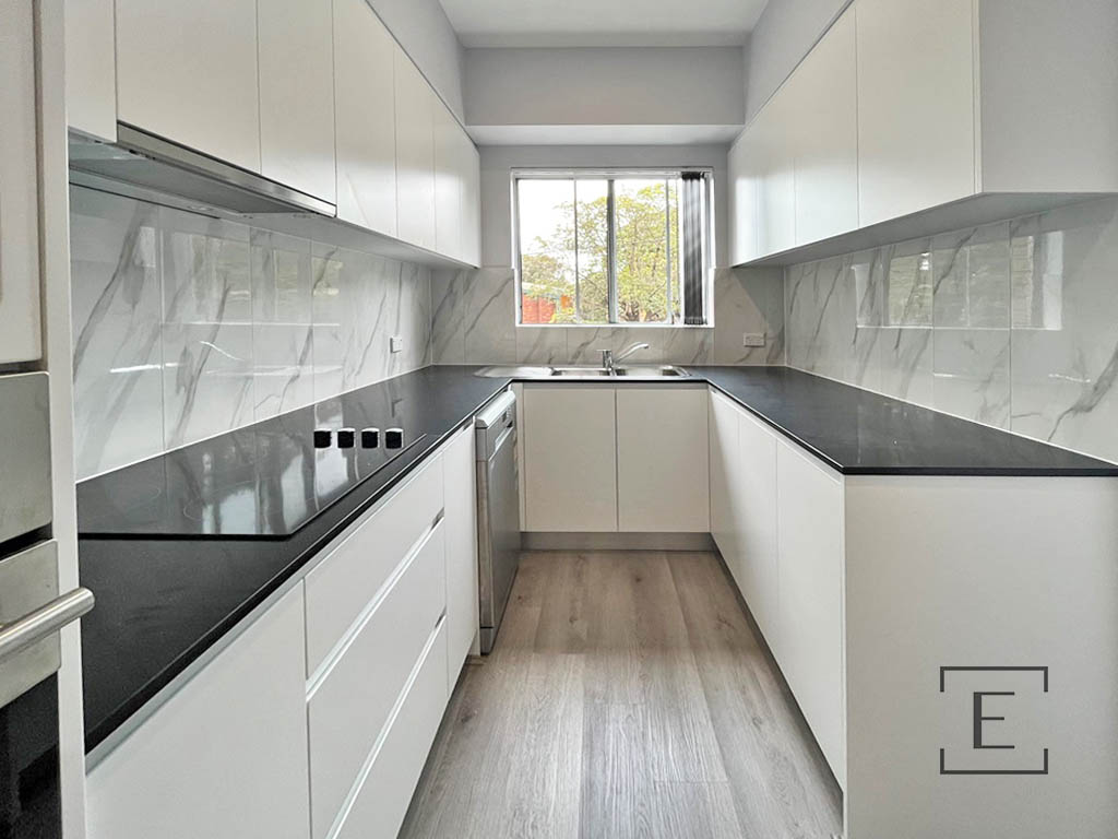 2 / 114-116 The Crescent, Homebush West