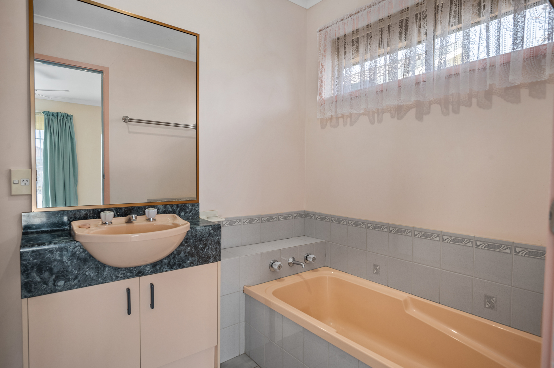 88 Cribbes Road, Wangaratta