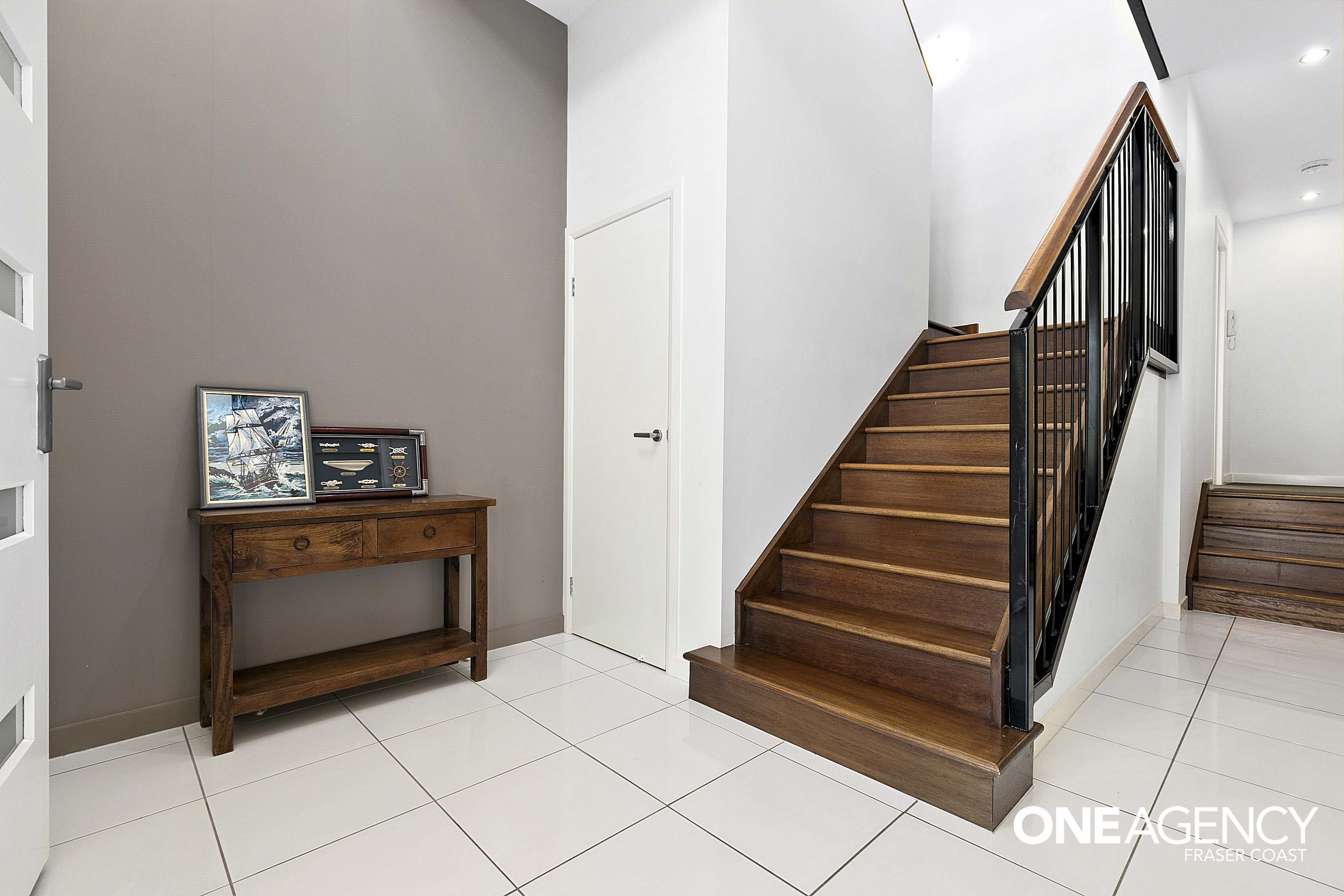 54 / 230 Pulgul Street, Urangan