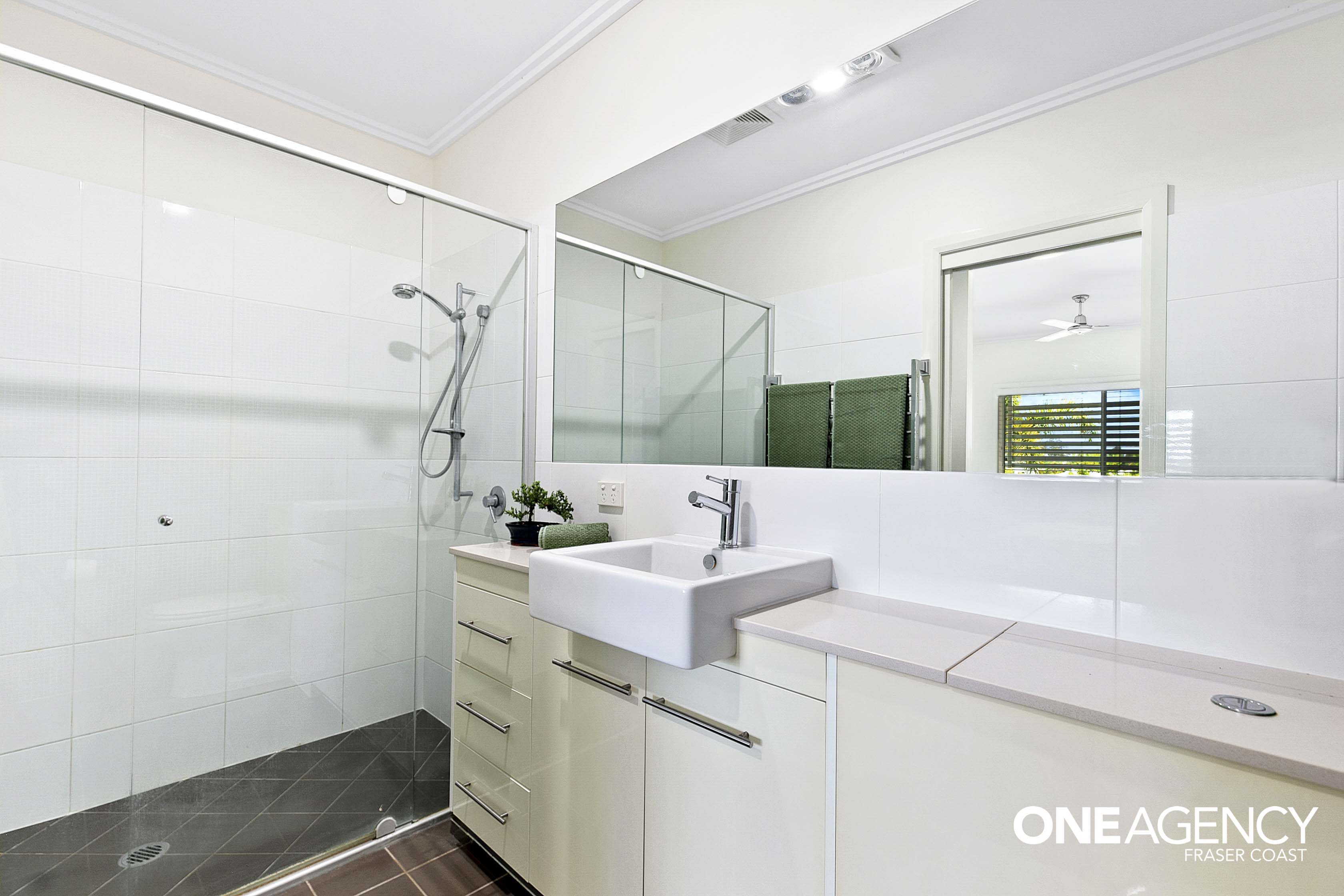 54 / 230 Pulgul Street, Urangan