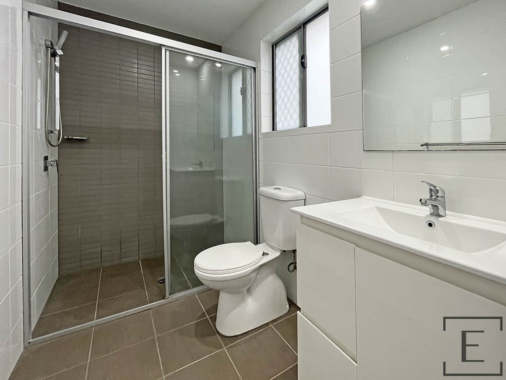 15 / 37 Eastbourne Road, Homebush West