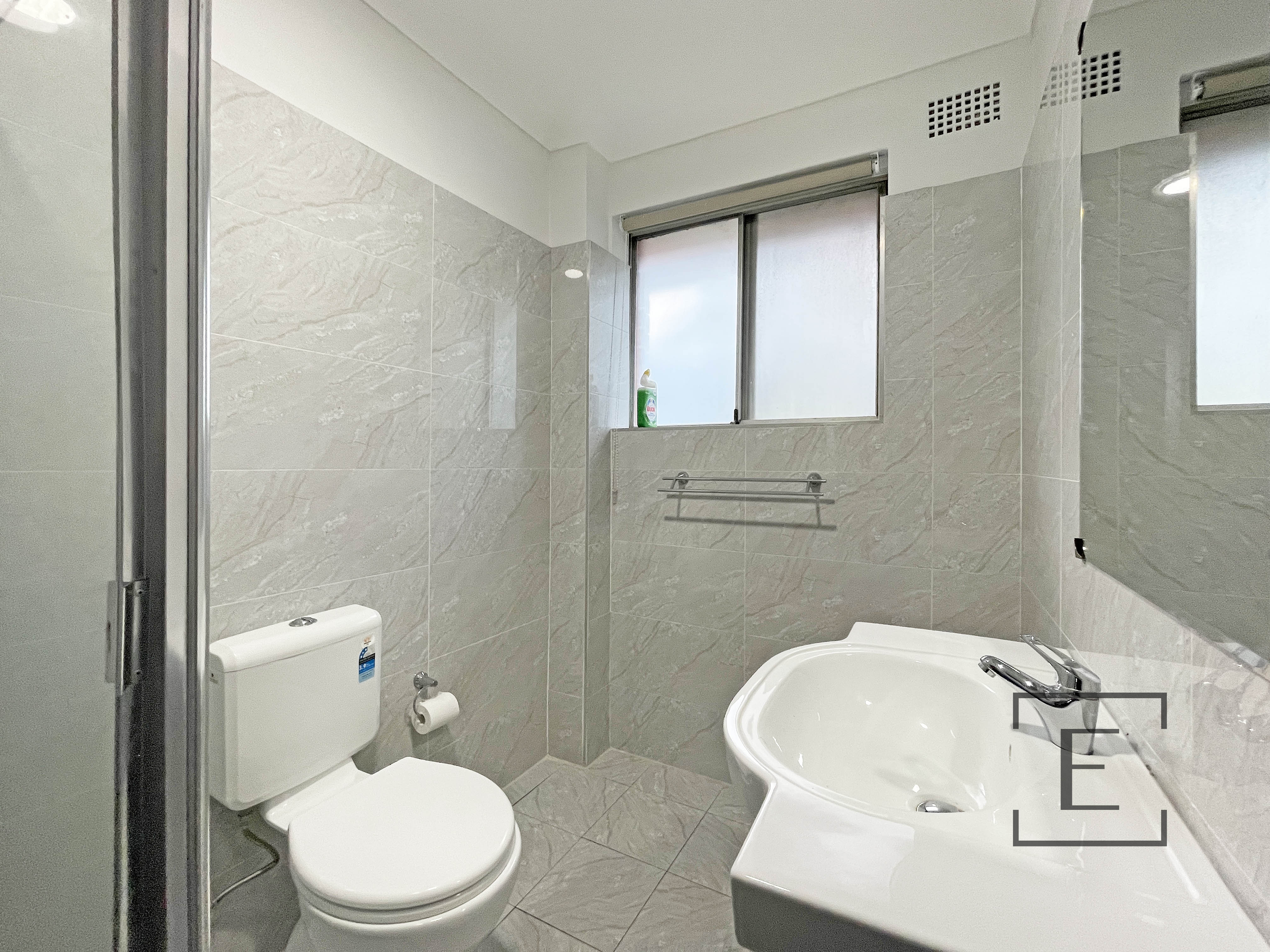 6 / 21 Burlington Road, Homebush