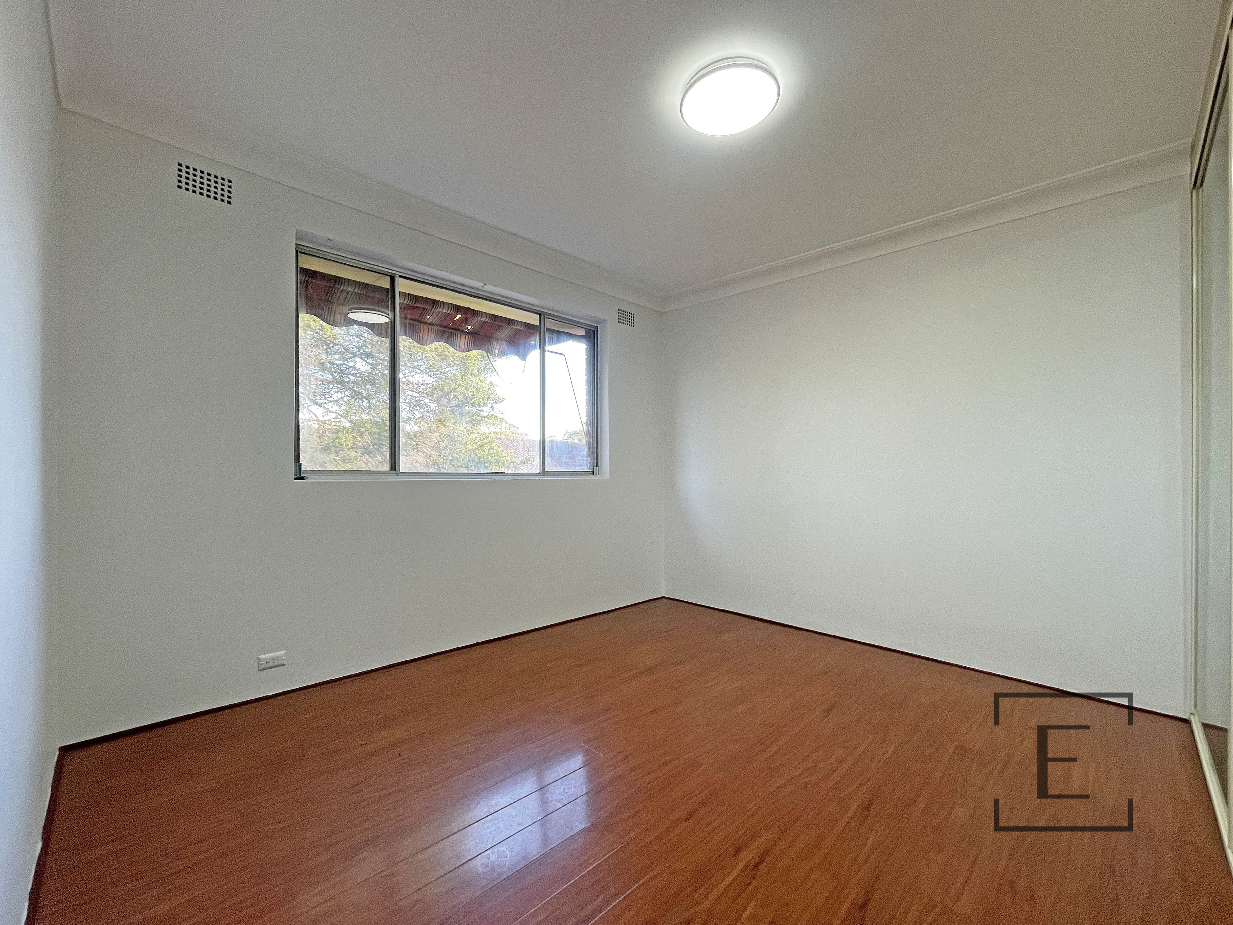 6 / 21 Burlington Road, Homebush