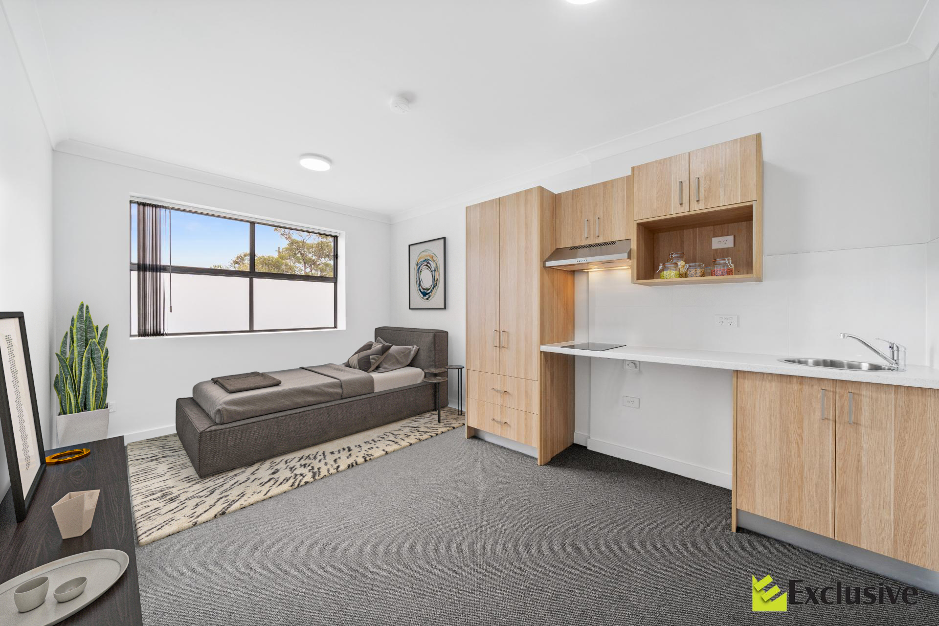 37 Great Western Highway, Kingswood