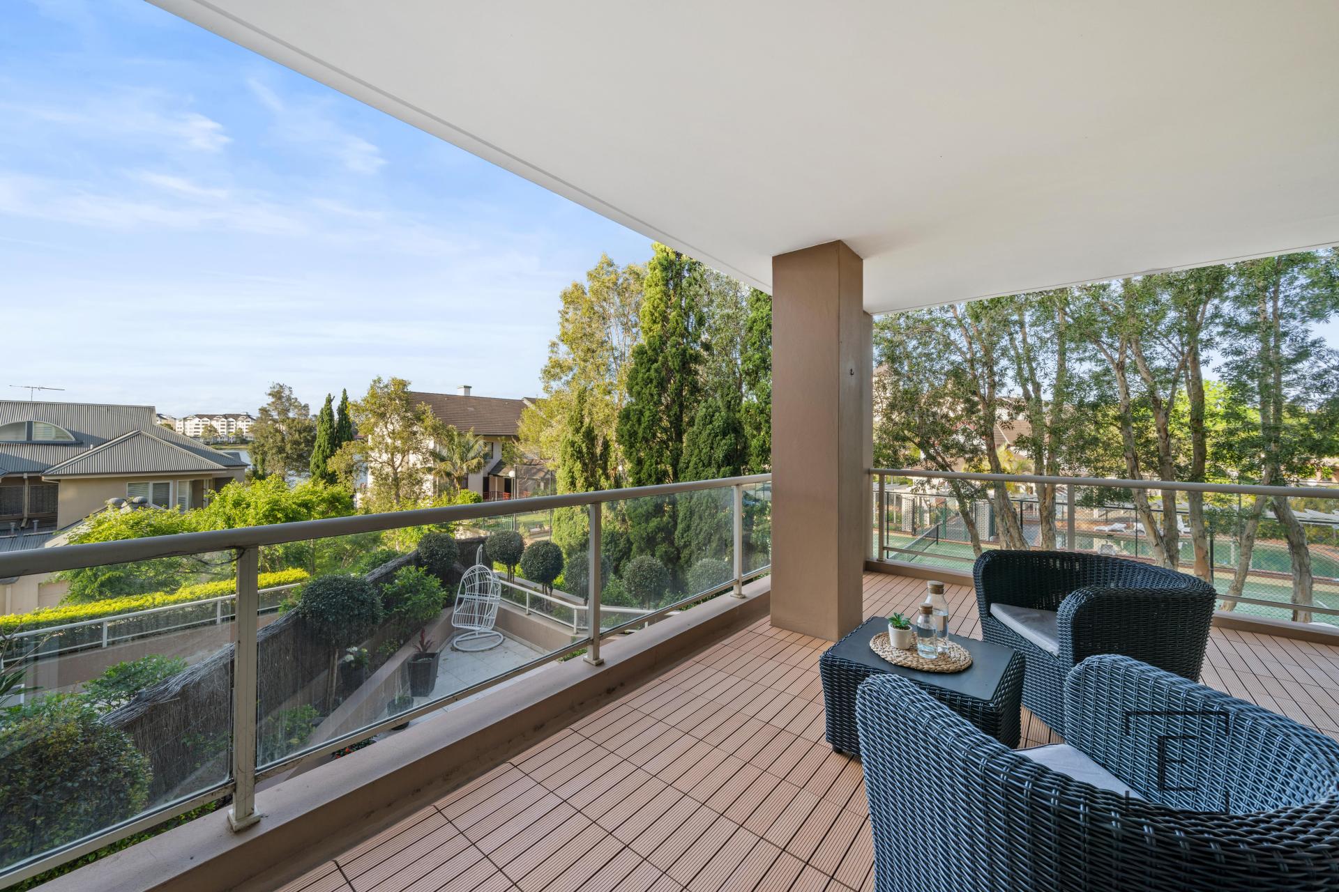 8 / 162E Burwood Road, Concord