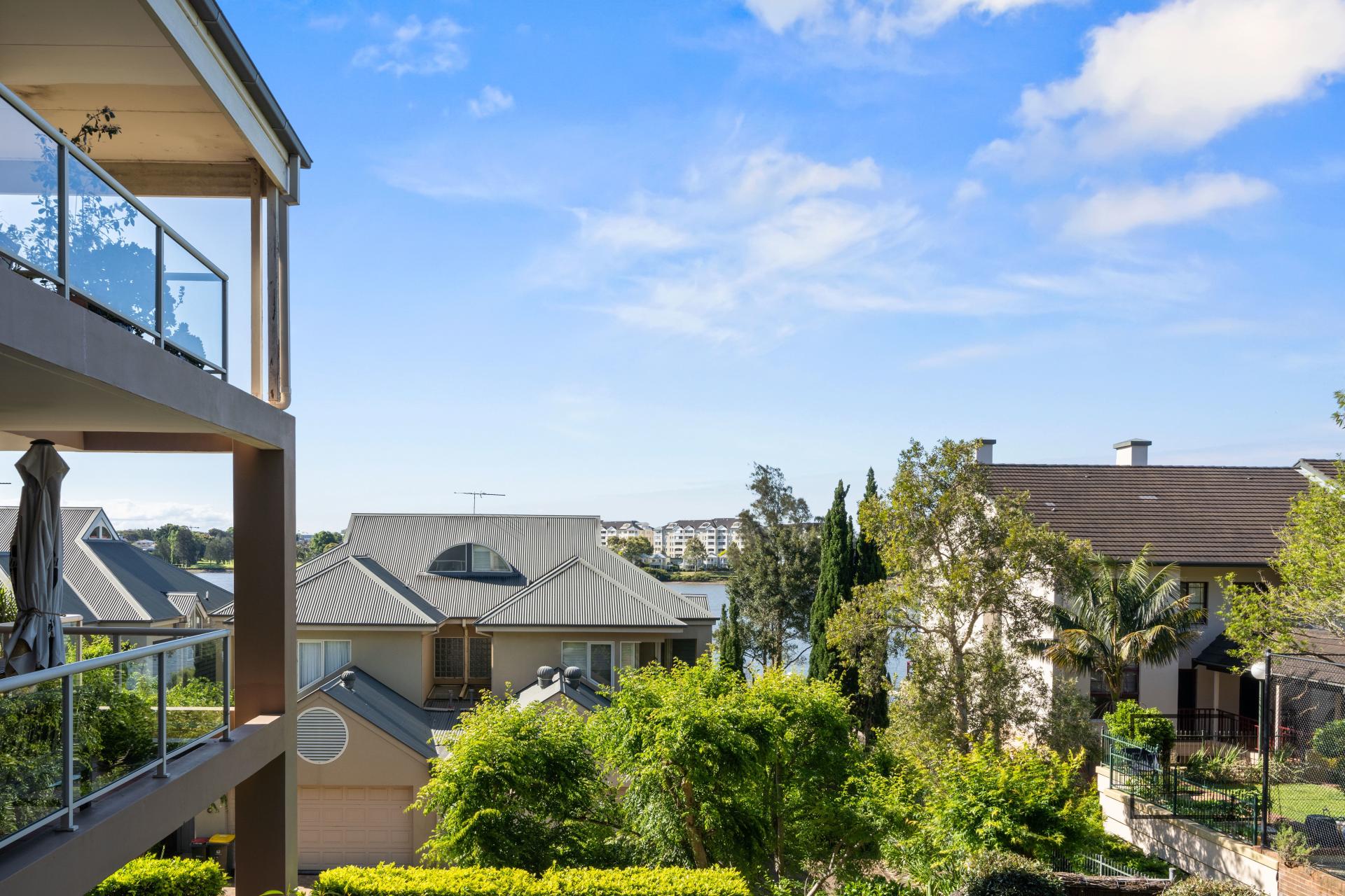 8 / 162E Burwood Road, Concord