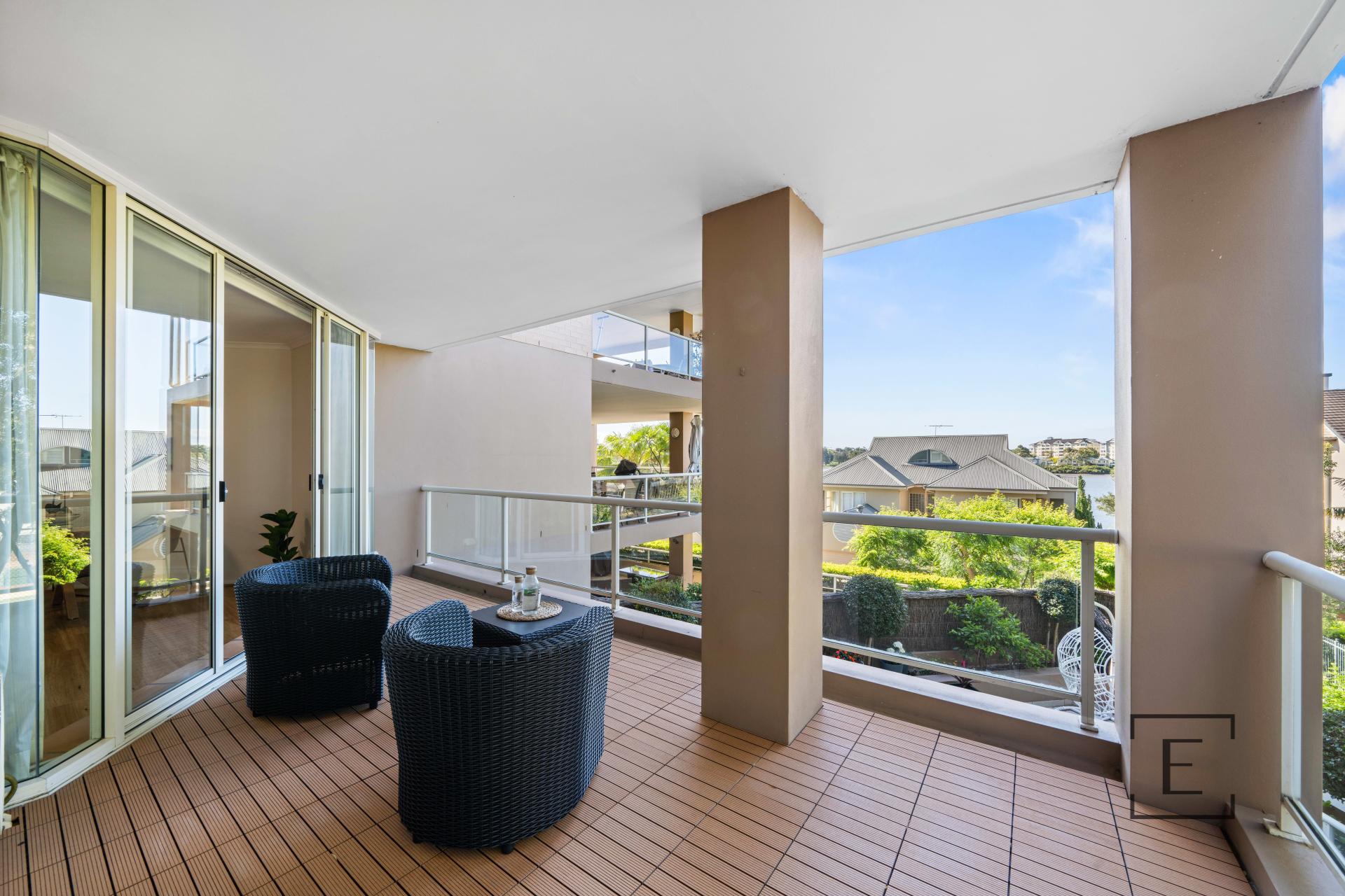 8 / 162E Burwood Road, Concord