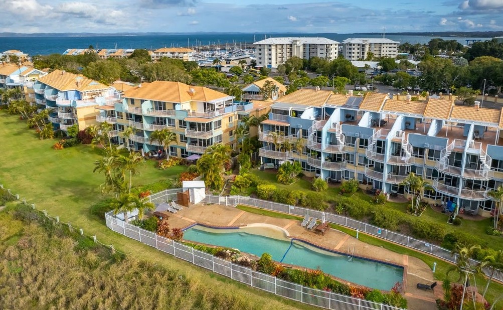 175 / 17 Buccaneer Drive, Urangan