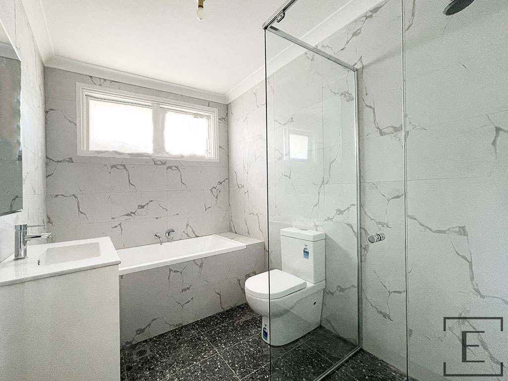 11 Annett Street, Emu Plains