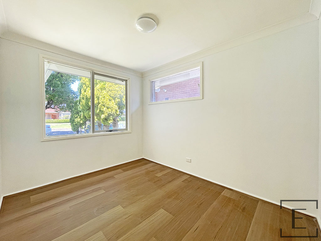 11 Annett Street, Emu Plains