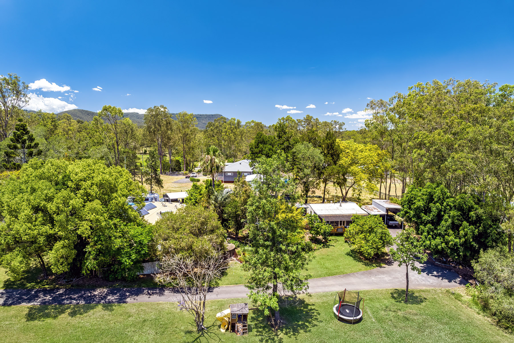 116-128 Karen Court, Tamborine