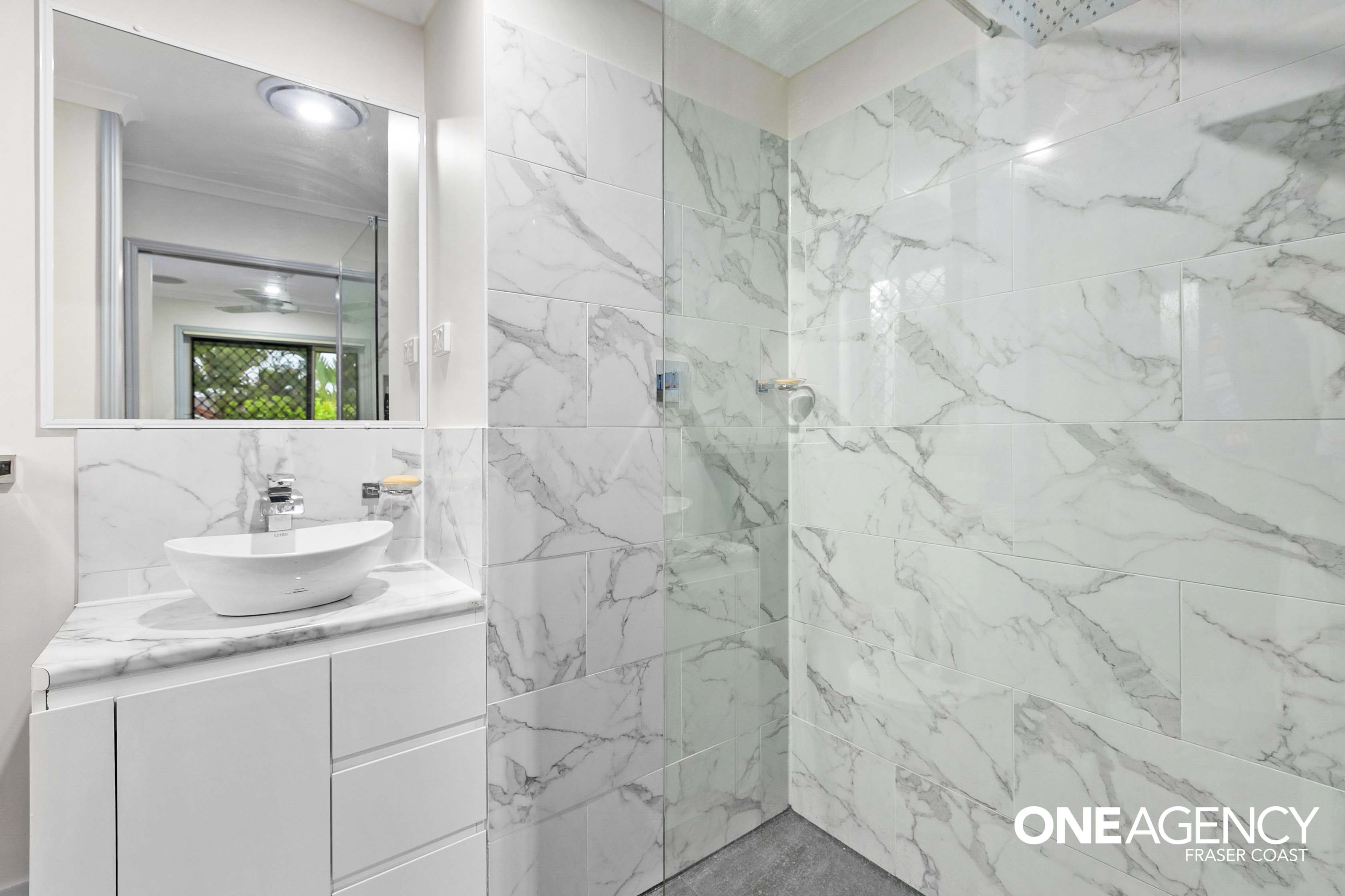 5 Topaz Circuit, Urangan