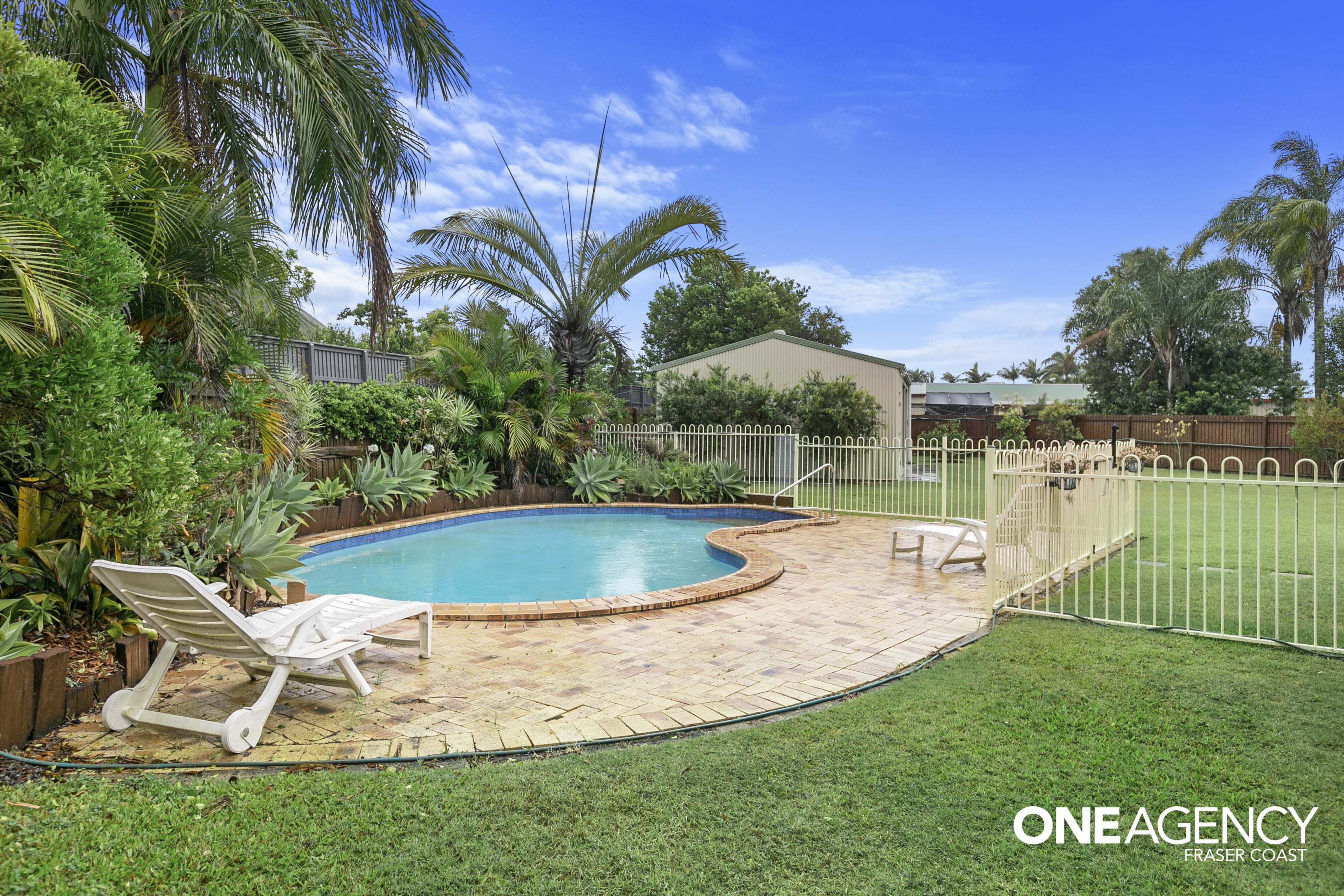 9 Lindeman Court, Kawungan