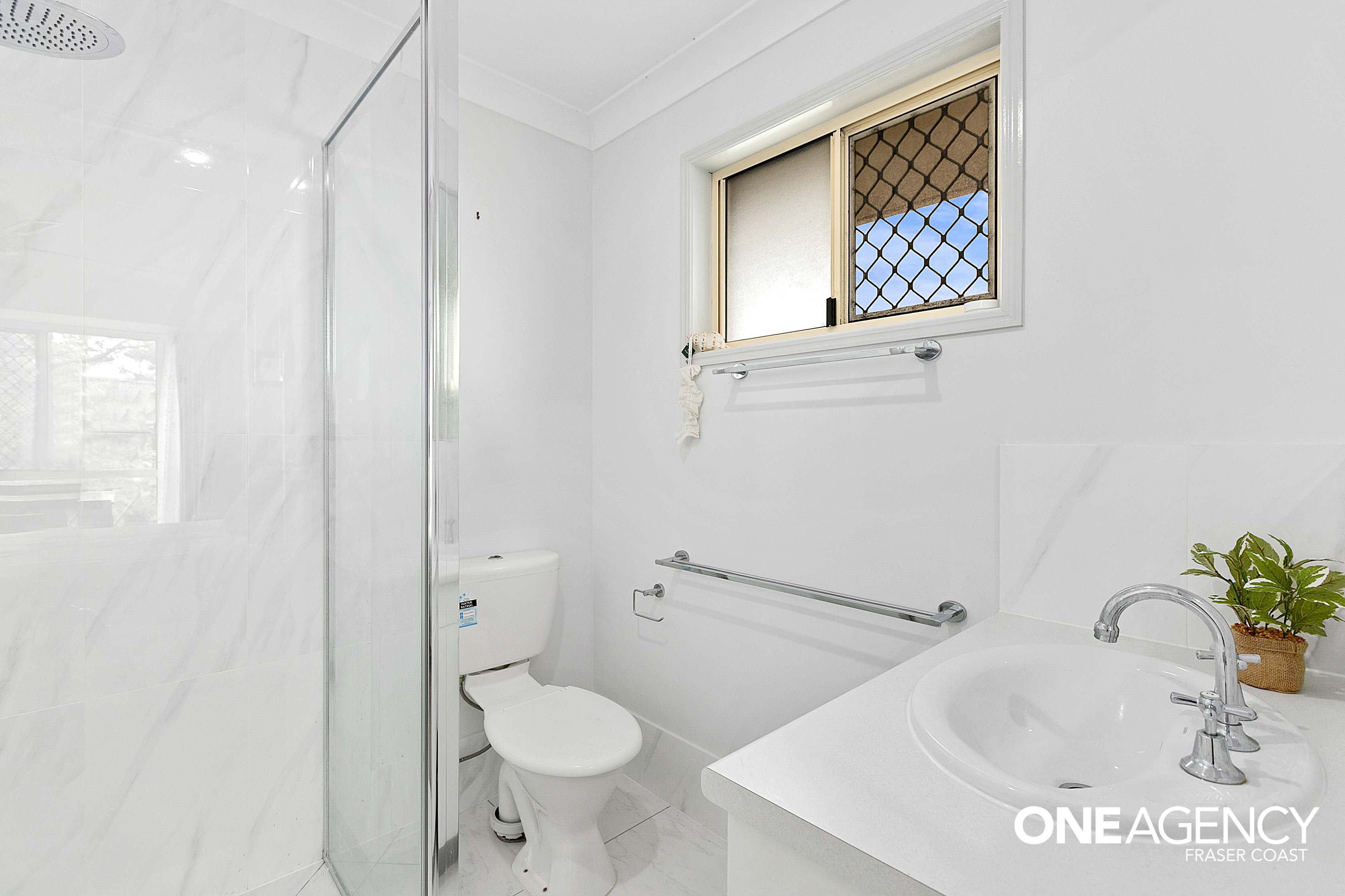 6 Arlington Court, Kawungan