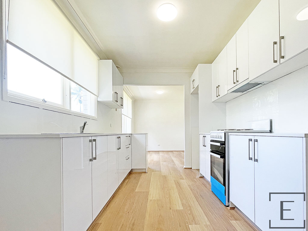 11 Annett Street, Emu Plains