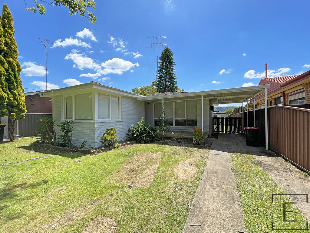 11 Annett Street, Emu Plains