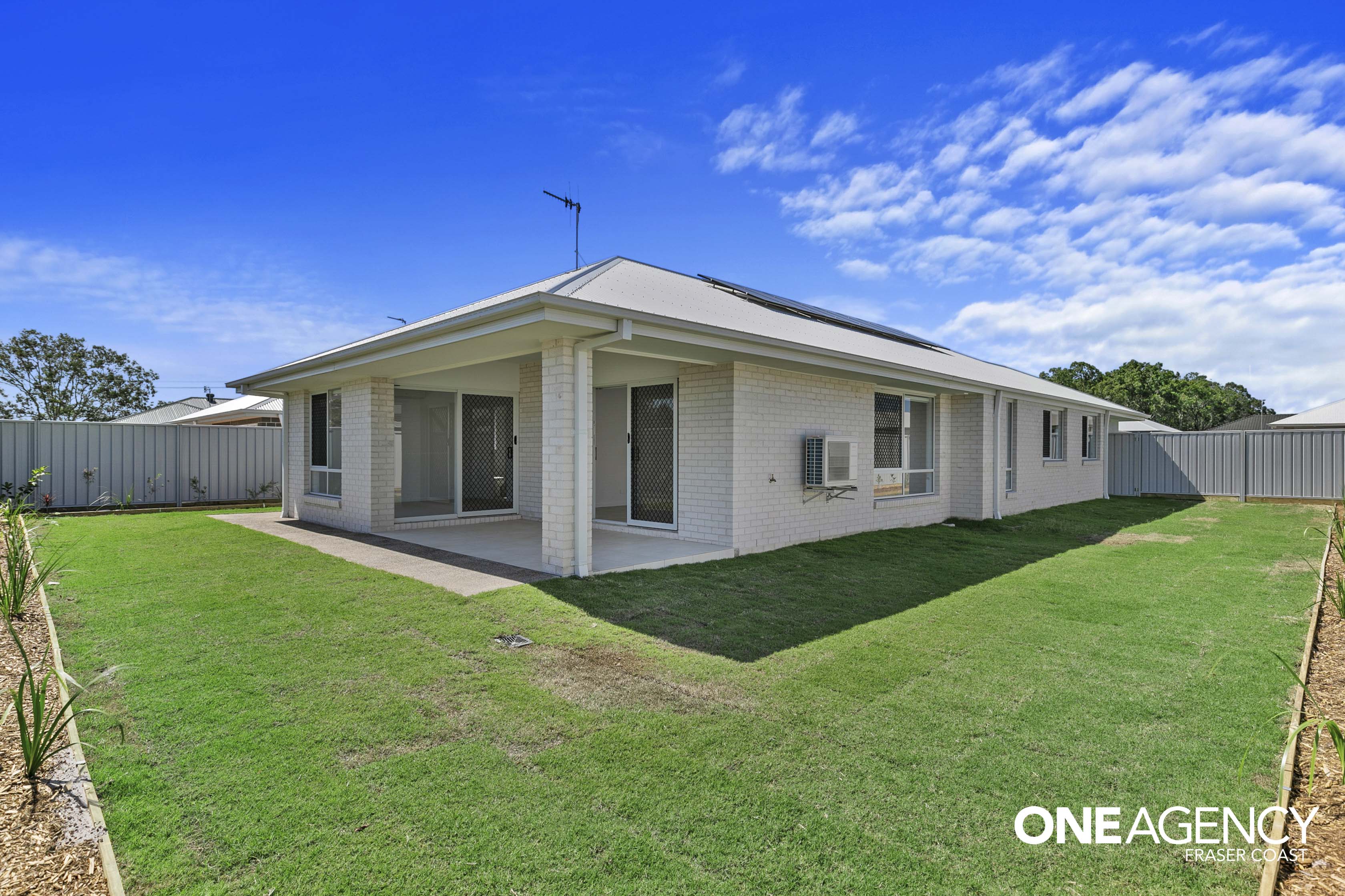 18 Quarterdeck Avenue, Pialba