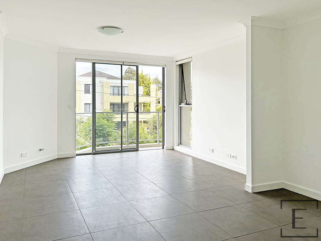 8 / 26 Lydbrook Street, Westmead