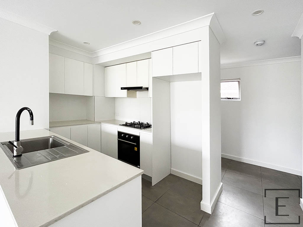 8 / 26 Lydbrook Street, Westmead