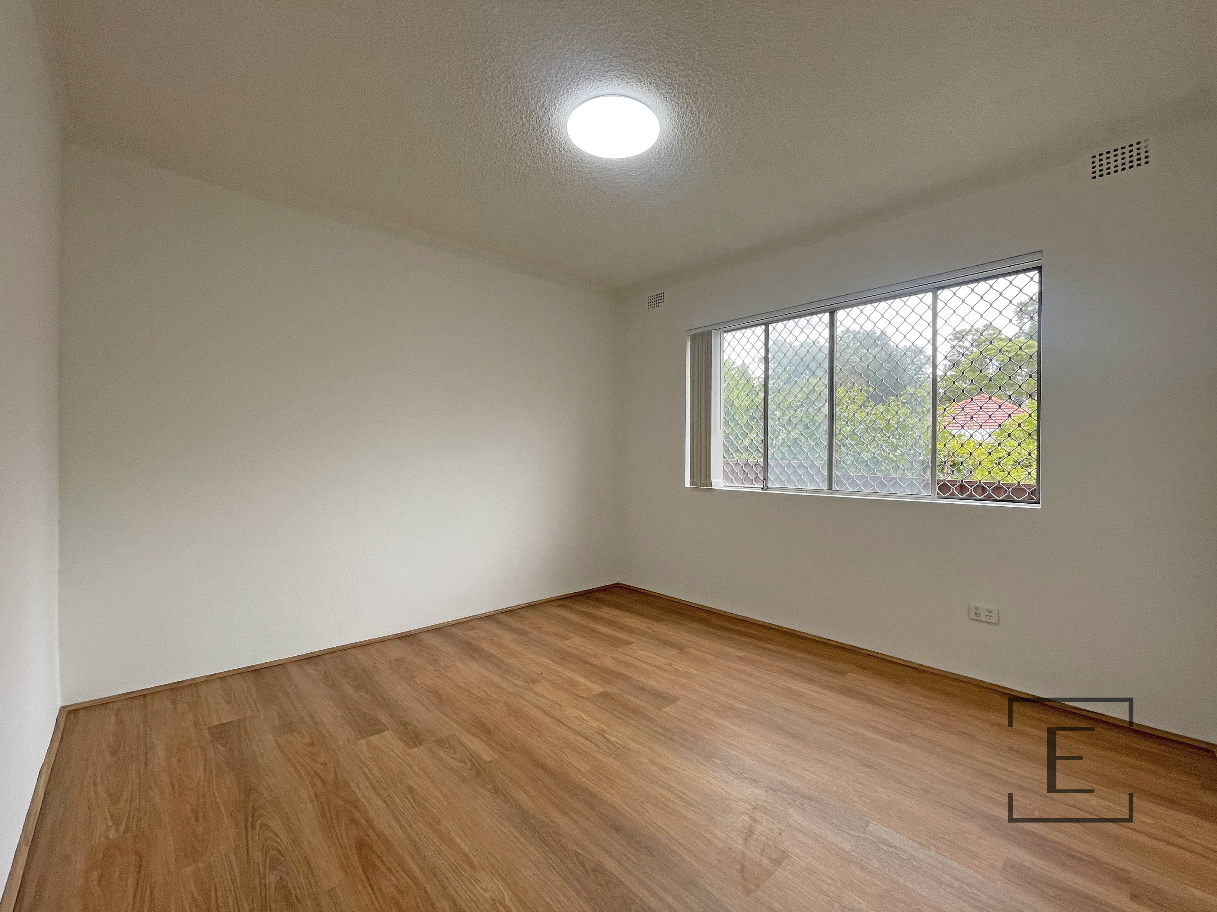 4 / 50 Seventh Avenue, Campsie