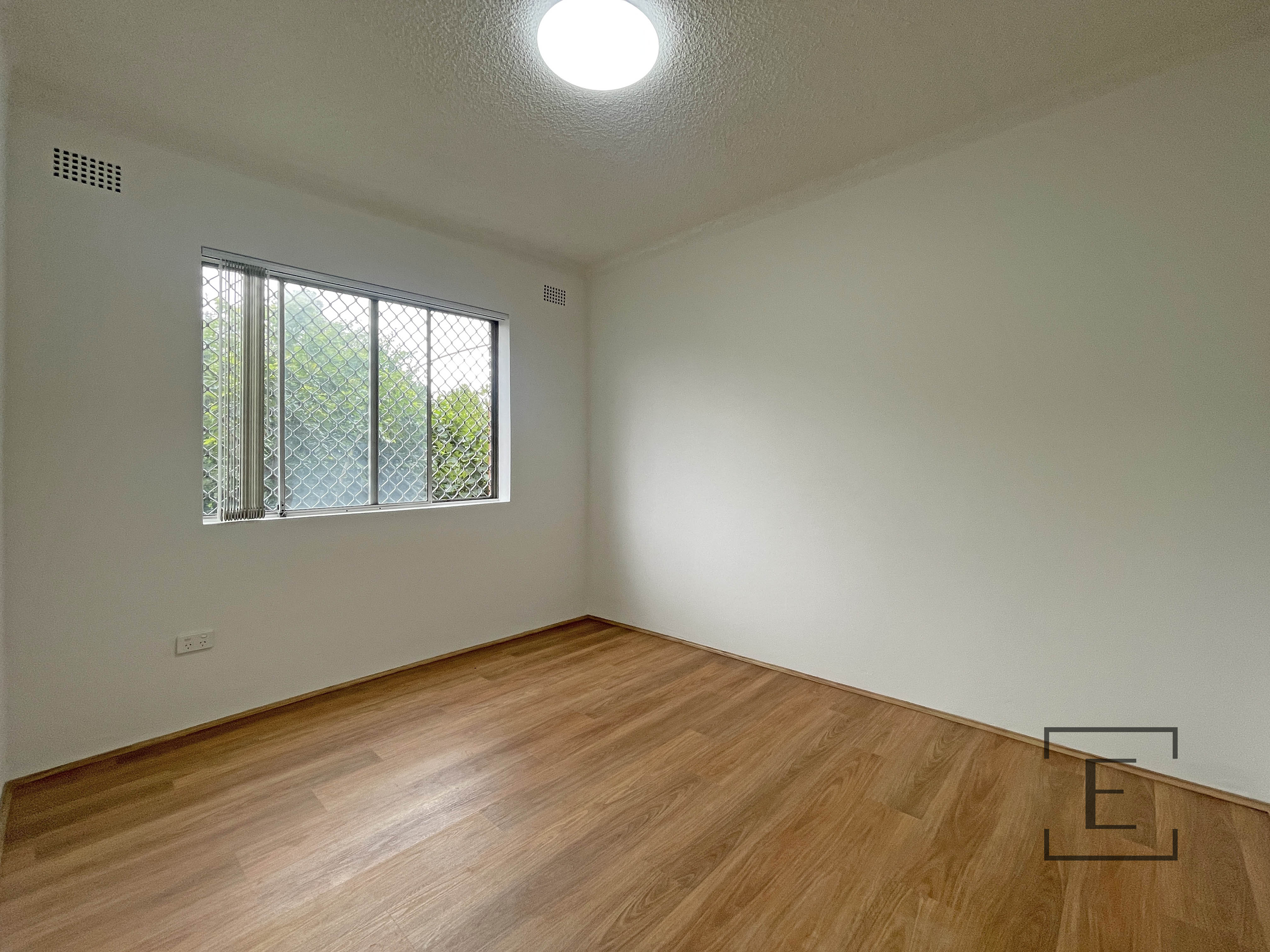 4 / 50 Seventh Avenue, Campsie