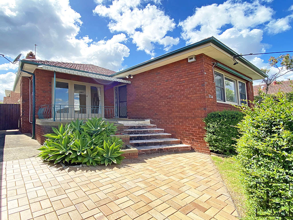 25 Byron Street, Croydon