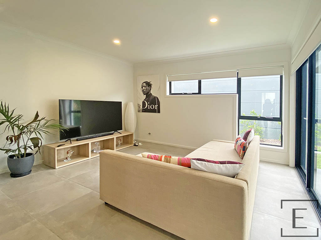 17 Flyer Glade, Blacktown