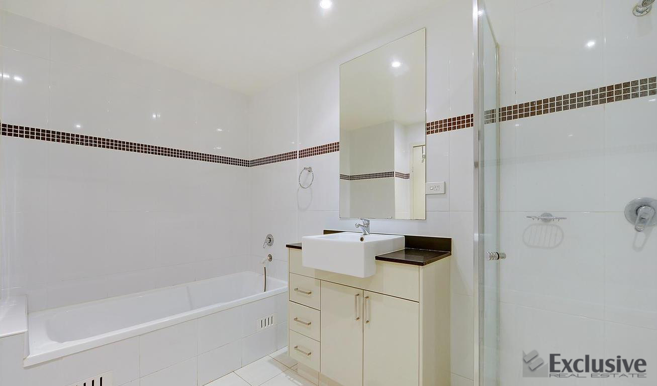 913 / 1C Burdett Street, Hornsby